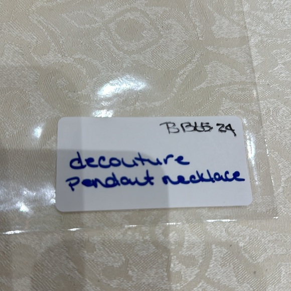 NWT decouture Tosti Pendant Necklace - Picture 6 of 6